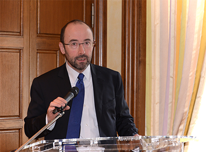 Jacques Bouyssou de la commission internationale du Barreau de Paris.