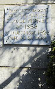 Plaque à l'entrée du clos normand, maison atelier de Claude Monet à Giverny.