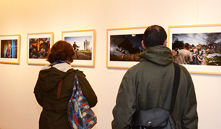 L'Exposition regroupe les lauréats de 2015 et 2016.