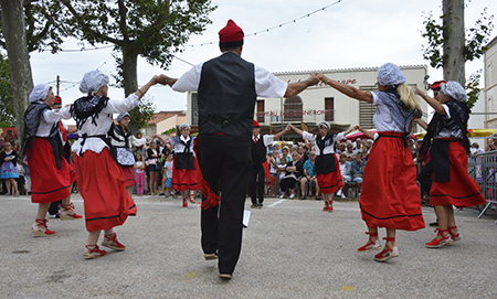 Foment de la Sardane à Rivesaltes.